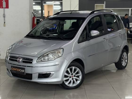 FIAT IDEA 1.6 MPI ESSENCE 16V FLEX 4P MANUAL FIAT IDEA 1.6 MPI ESSENCE 16V FLEX 4P MANUAL